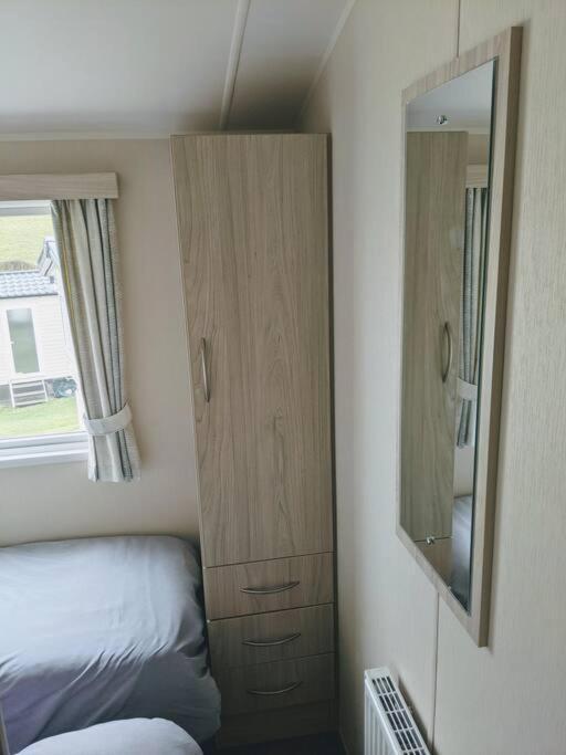 Large 4 Person Couples And Family Caravan In Newquay Bay Resort Luaran gambar