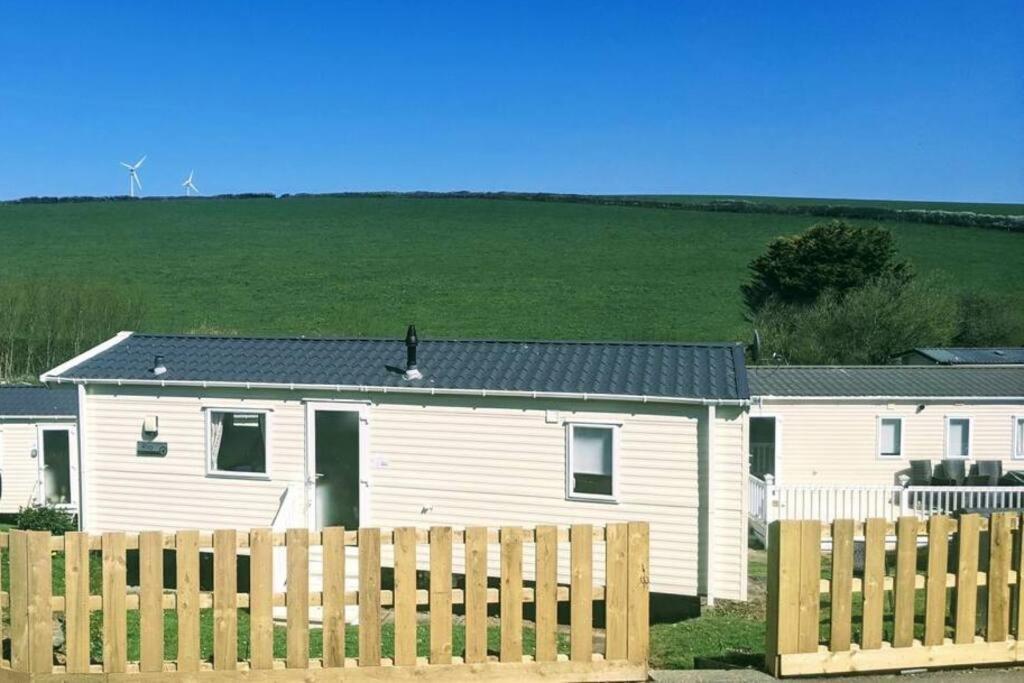 Large 4 Person Couples And Family Caravan In Newquay Bay Resort Luaran gambar