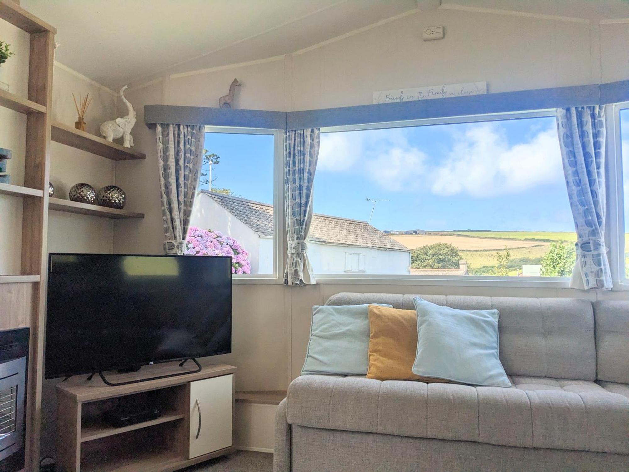 Large 4 Person Couples And Family Caravan In Newquay Bay Resort Luaran gambar